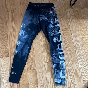 Patterned Reebok crossfit compression pants